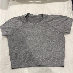 Lululemon Gray Women's Athletic Crop Top